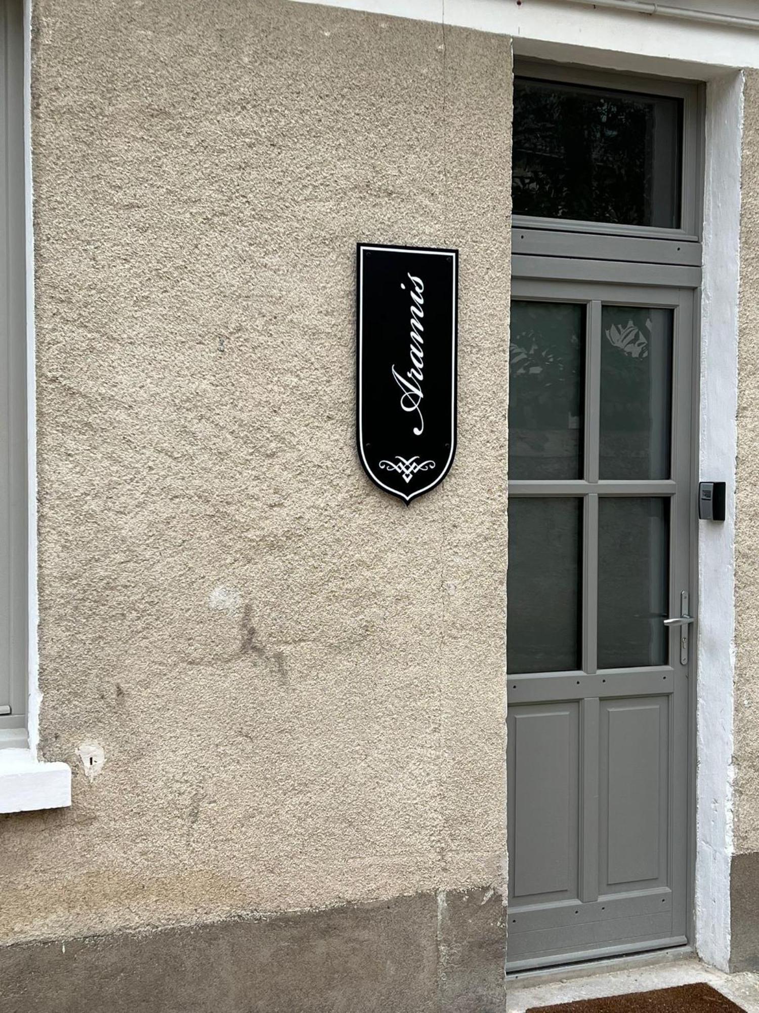 Le Gite Des 3 Mousquetaires Amboise Eksteriør billede